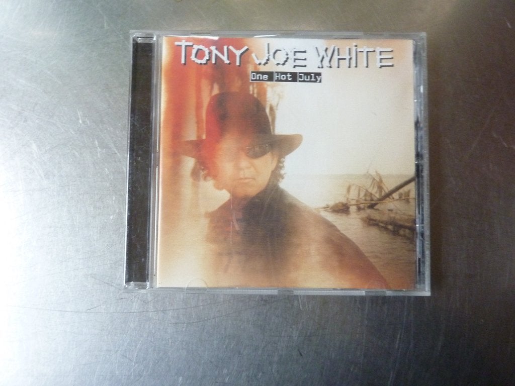 Tony Joe White - One Hot July, Bluesrock, Ophalen of Verzenden, Zo goed als nieuw, Album