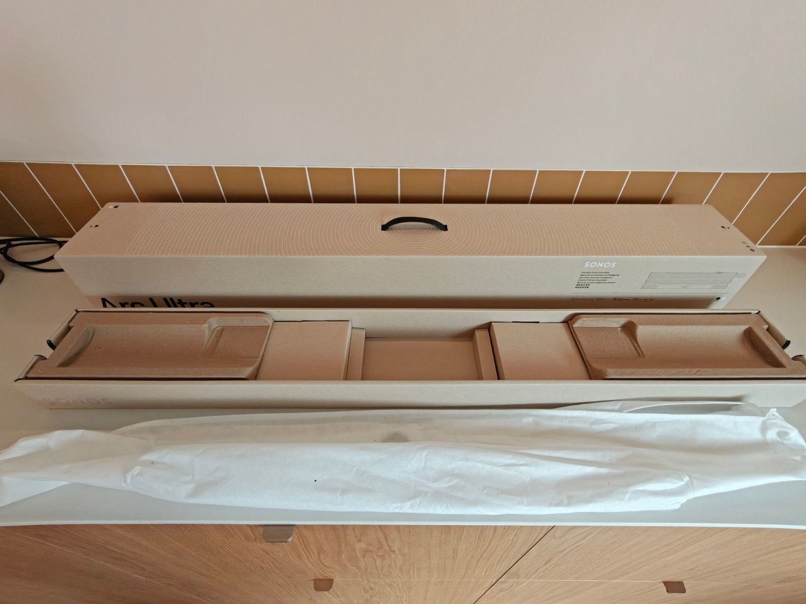 Sonos Arc Ultra Soundbar (AlLLEEN DE DOOS), Ophalen of Verzenden, Bluetooth, Nieuw