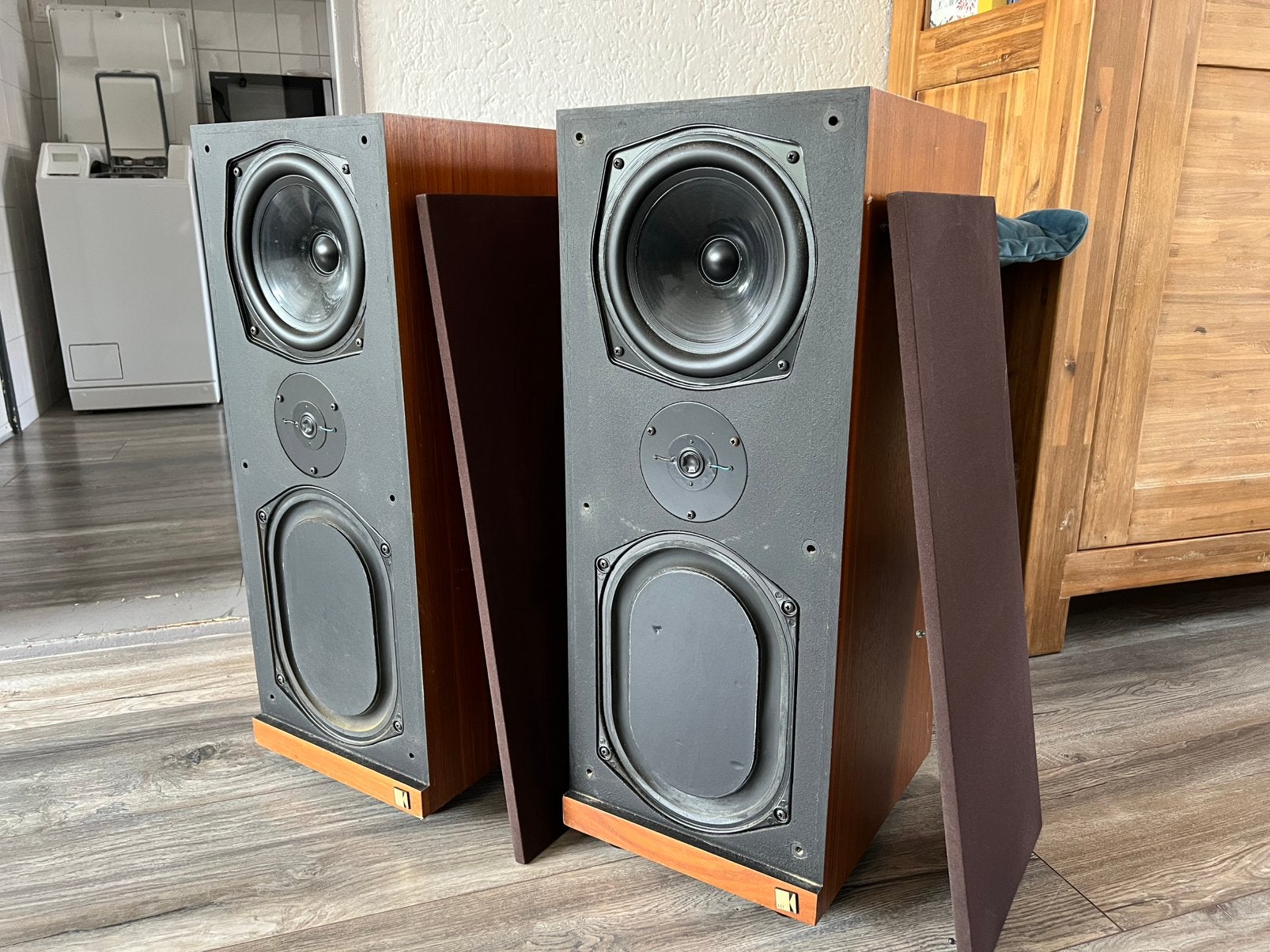 KEF Calinda Vintage Speakers – Engeland – Walnoot Fineer, Audio, Tv en Foto, Luidsprekers, Zo goed als nieuw, 120 watt of meer
