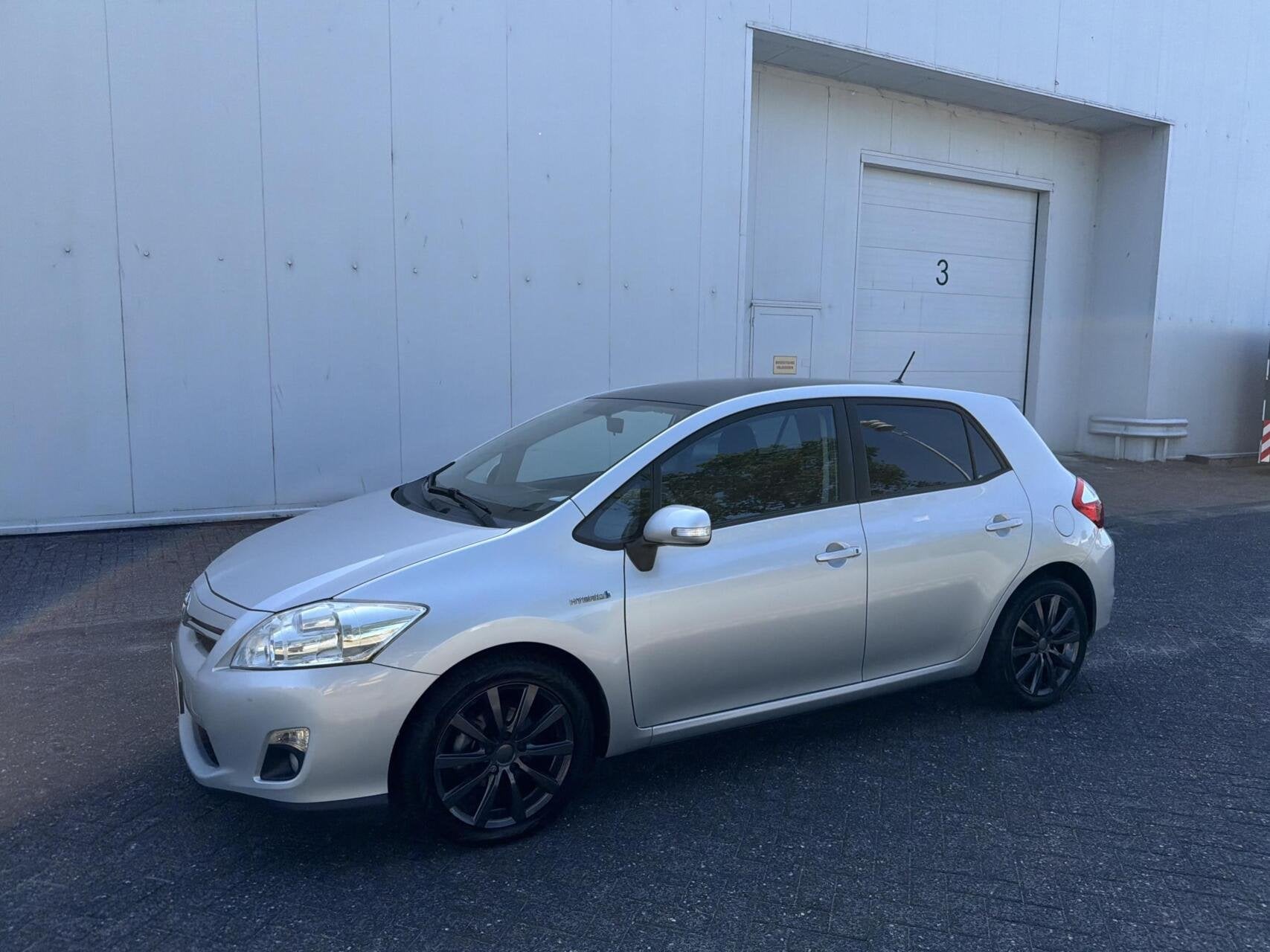 Toyota Auris 1.8 Full Hybrid Business - NAVI/PDC/CRUISE/NAP, Auto's, Euro 5, 136 pk, Gebruikt, 4 cilinders
