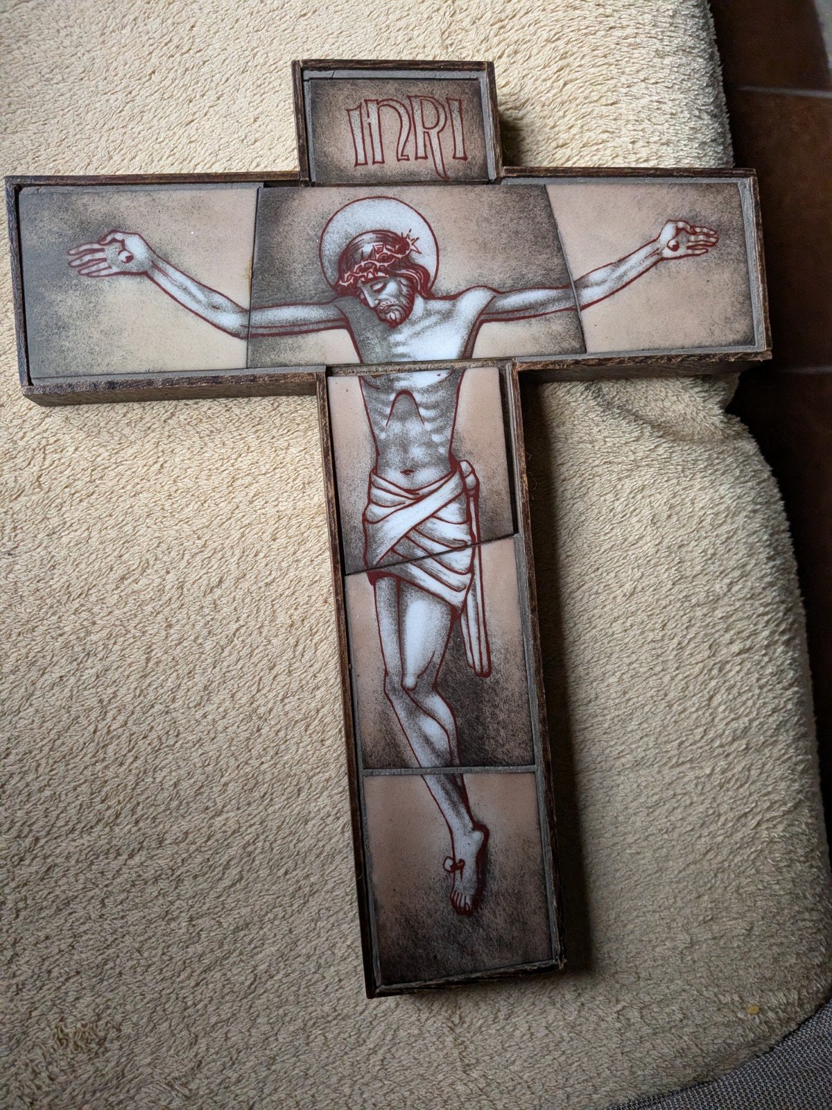 Vintage houten kruisbeeld met Jezus figuur, Antiek en Kunst, Ophalen of Verzenden