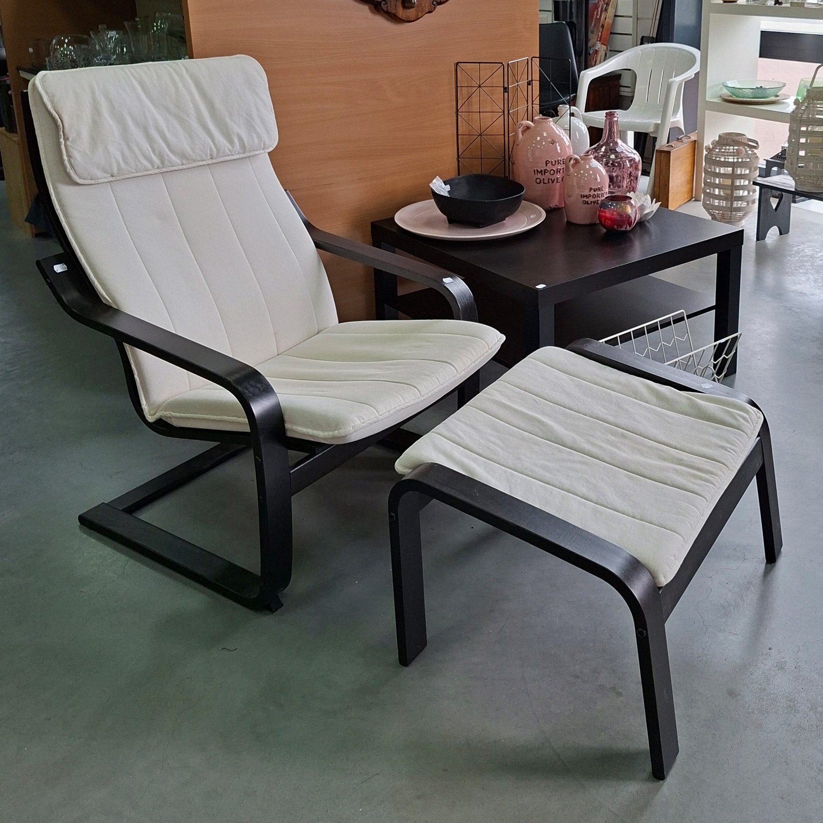 IKEA Poäng fauteuil + voetenbank | zwart hout| witte kussens, Huis en Inrichting, Fauteuils, Ophalen, Gebruikt, Minder dan 75 cm