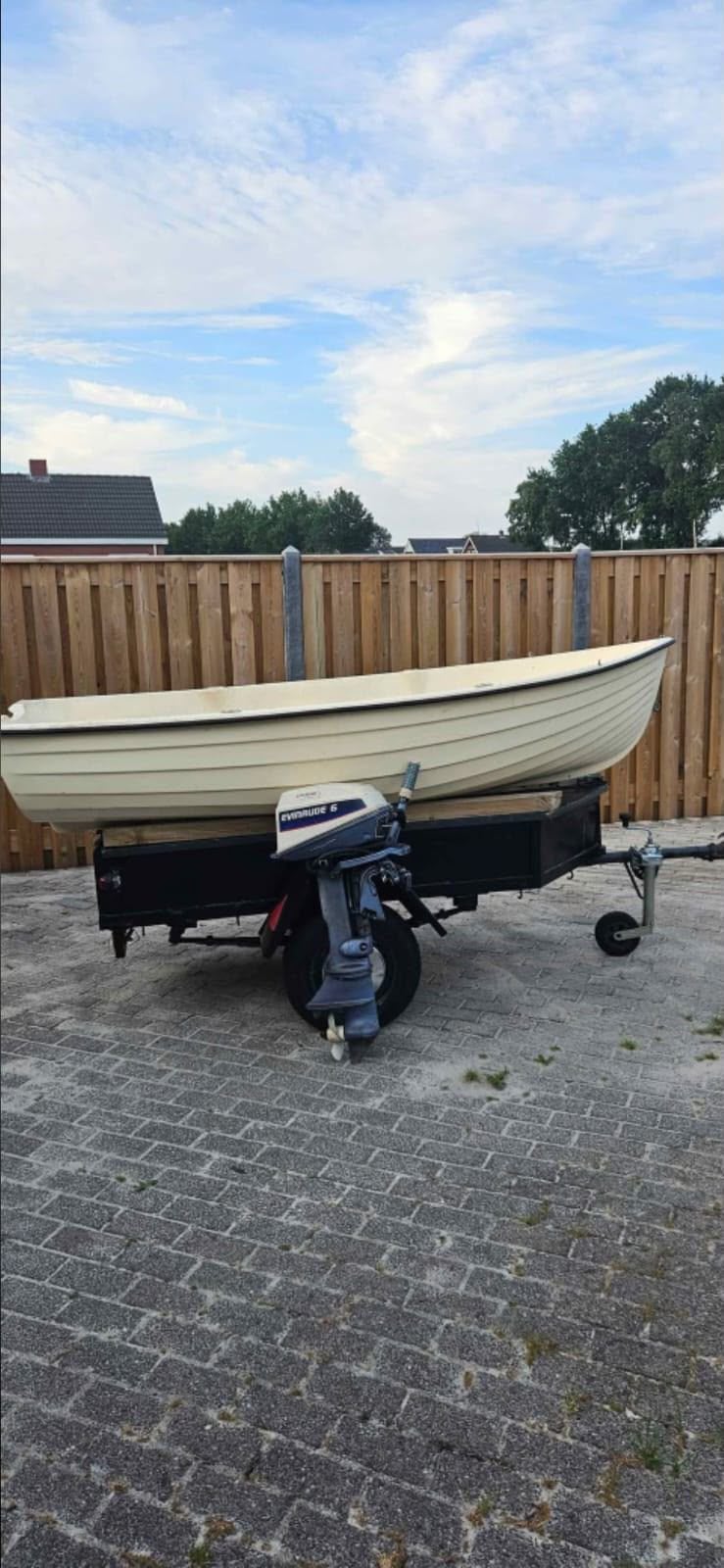 Bootje met aanhanger en motor, Ophalen, Gebruikt, A, A