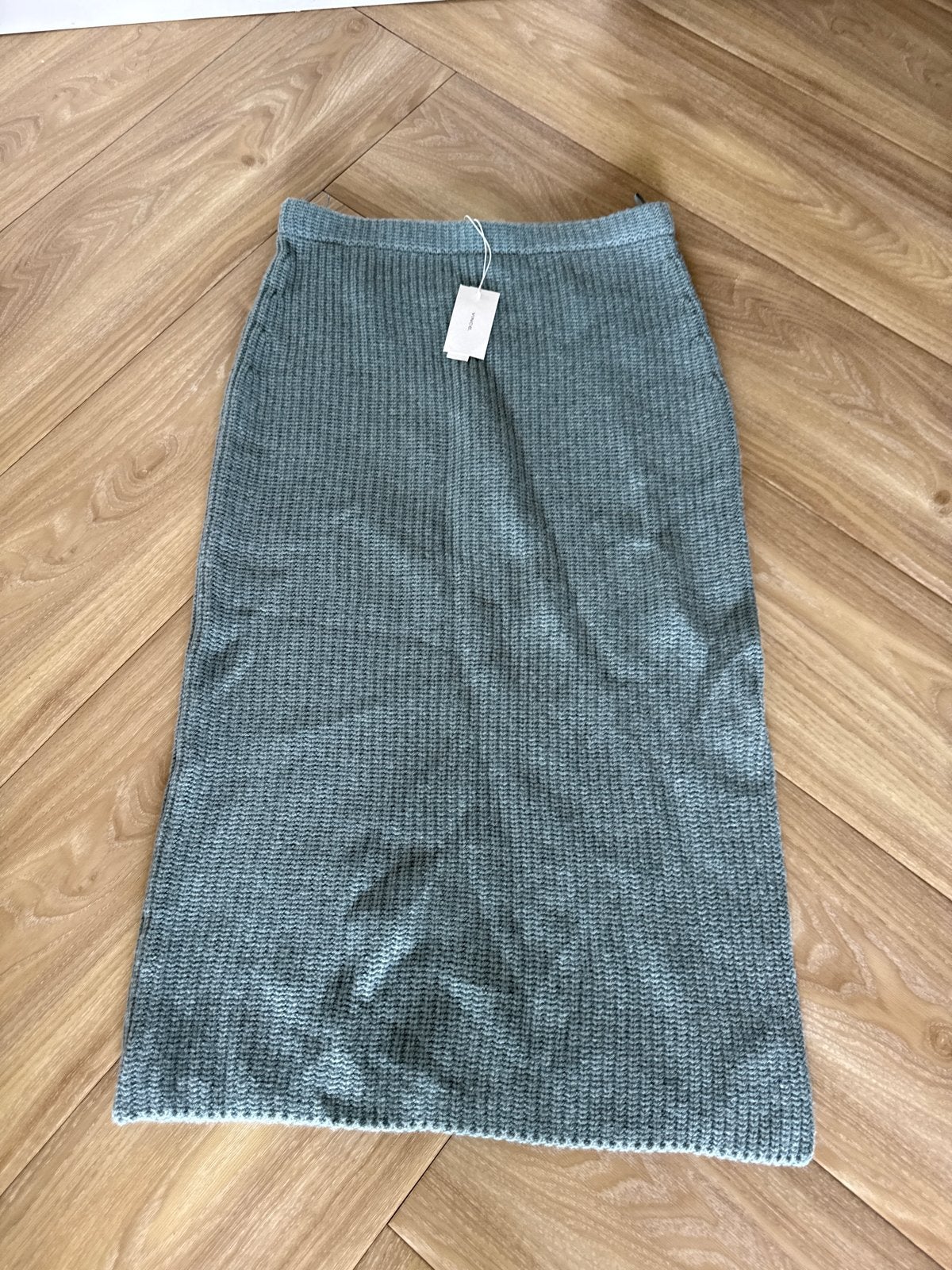 Vince gebreide midi rok in het groen maat L, Maat 38/40 (M), Nieuw, Ophalen of Verzenden, Onder de knie