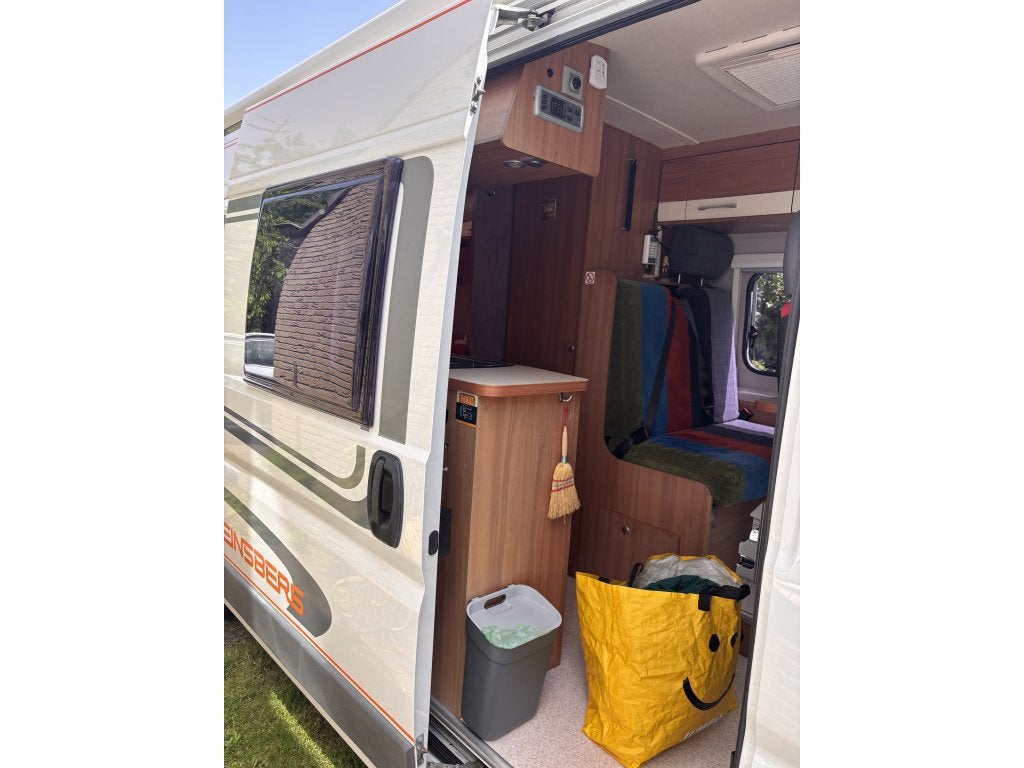 Caravans And Camping Knaus