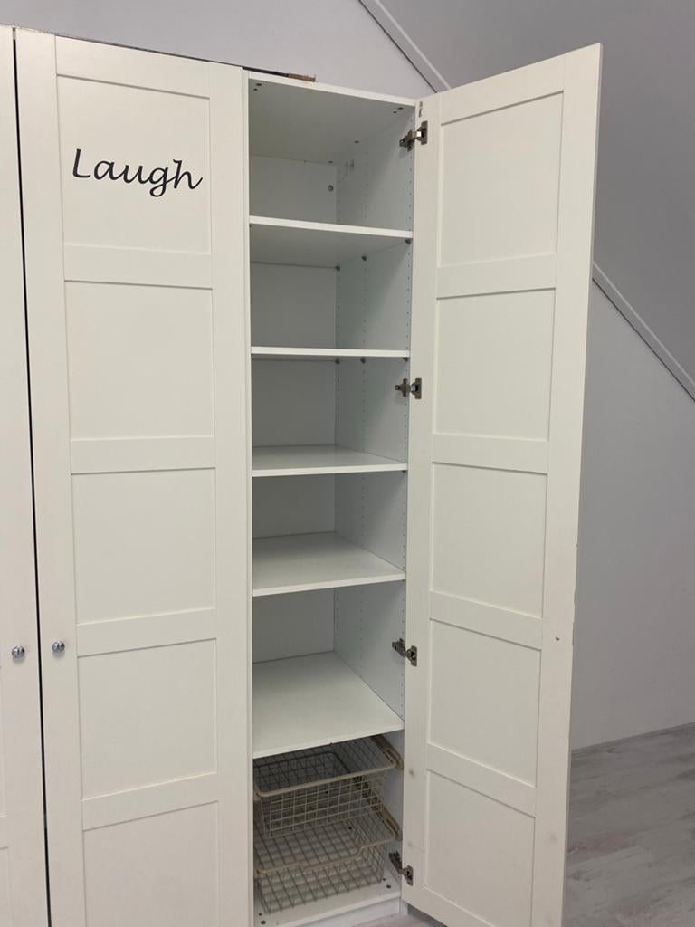 Witte ikea pax kledingkast met planken en lades en spiegel, Ophalen of Verzenden, Zo goed als nieuw