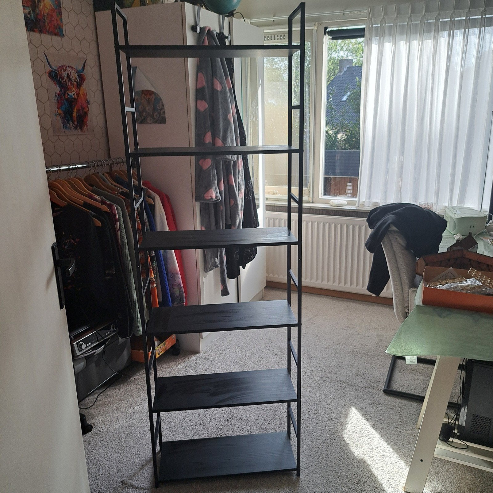 Zwart metalen rek met houten planken, Ophalen