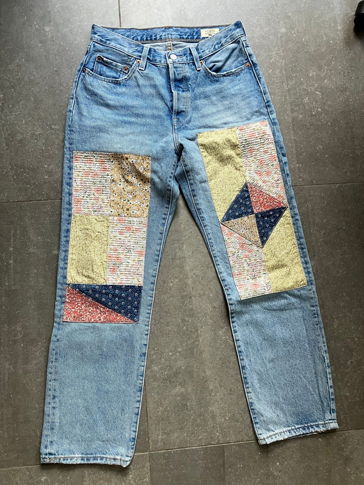 Levi's 501 Anniversary Edition Jeans met Patchwork, Kleding | Dames, Ophalen of Verzenden, Gedragen, Blauw, W27 (confectie 34) of kleiner