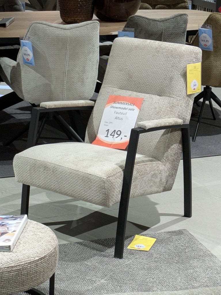 LEUK NIEUW FAUTEUILTJE STERK AFGEPRIJSD