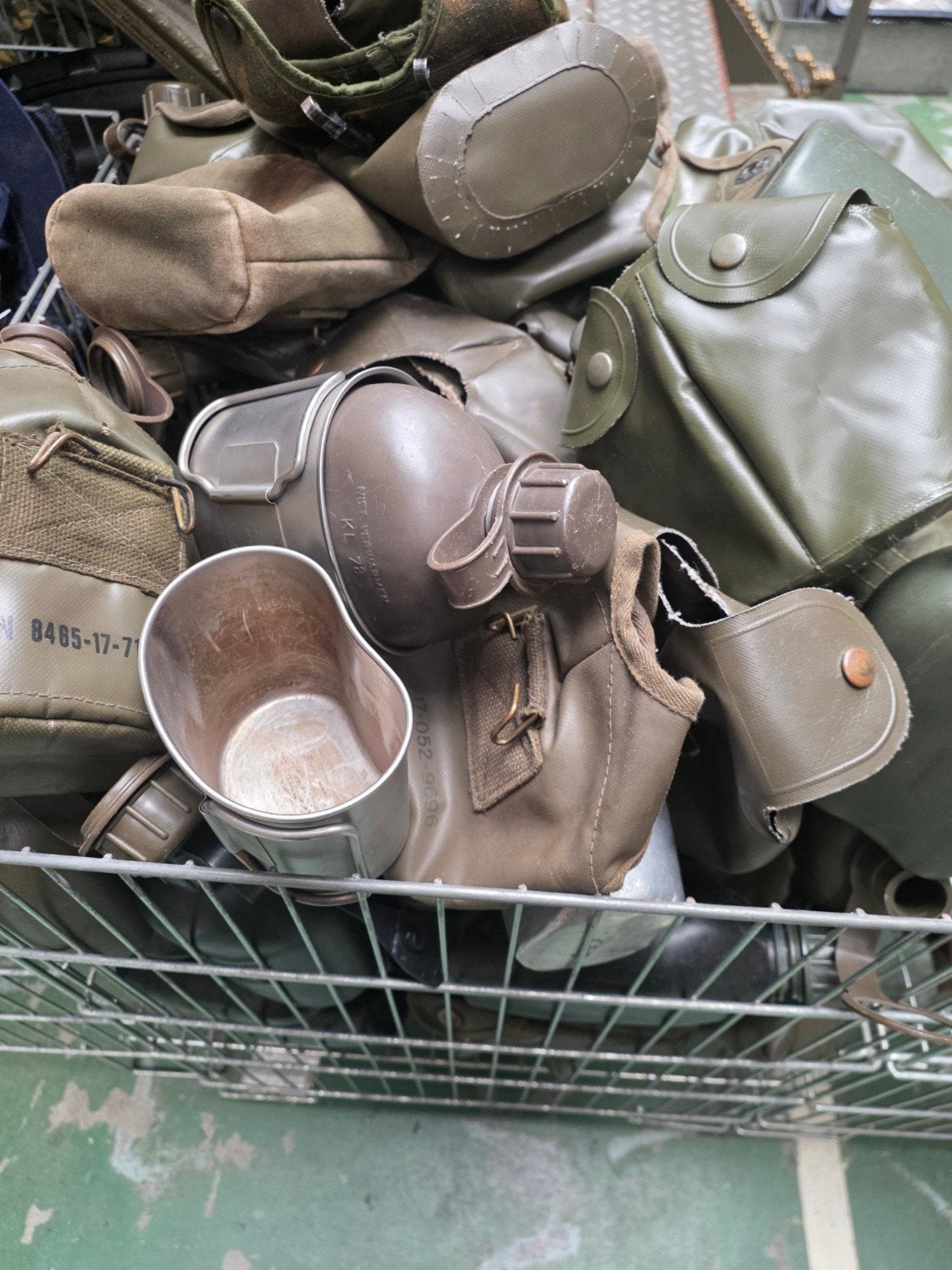 Leger veldfles veld fles foedraal rvs beker molle systeem, ., Ophalen of Verzenden, ., Nederland