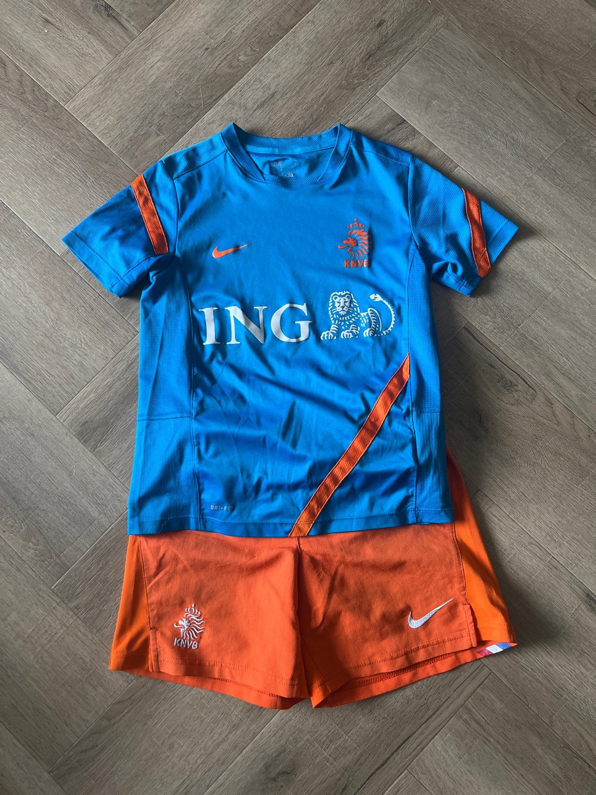 Nederlands Elftal tenue - Kindermaat S, Ophalen of Verzenden, Zo goed als nieuw, Jongen of Meisje