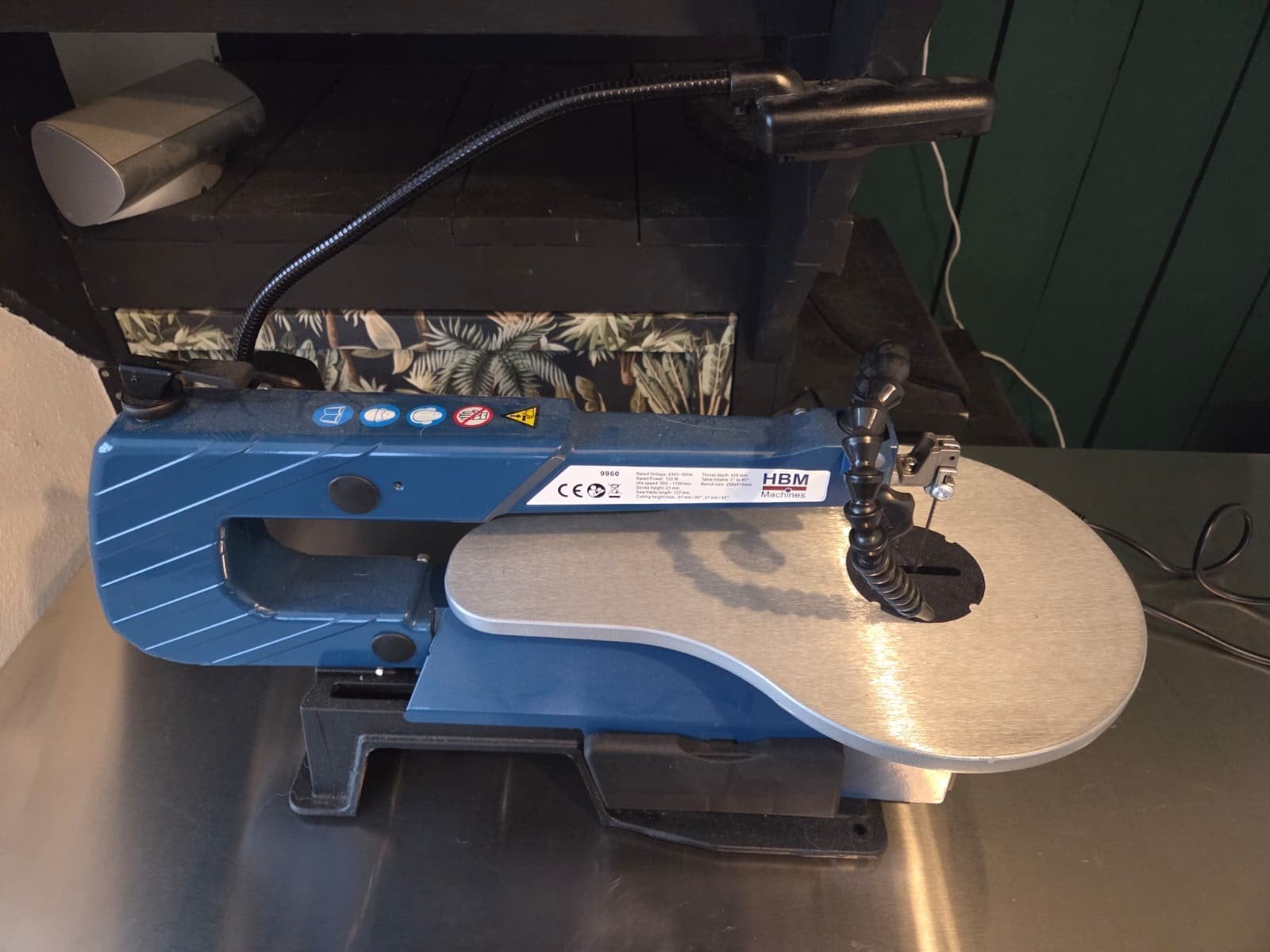 Te koop figuurzaagmachine, Ophalen, 600 tot 1200 watt, Zo goed als nieuw, 30 tot 70 mm
