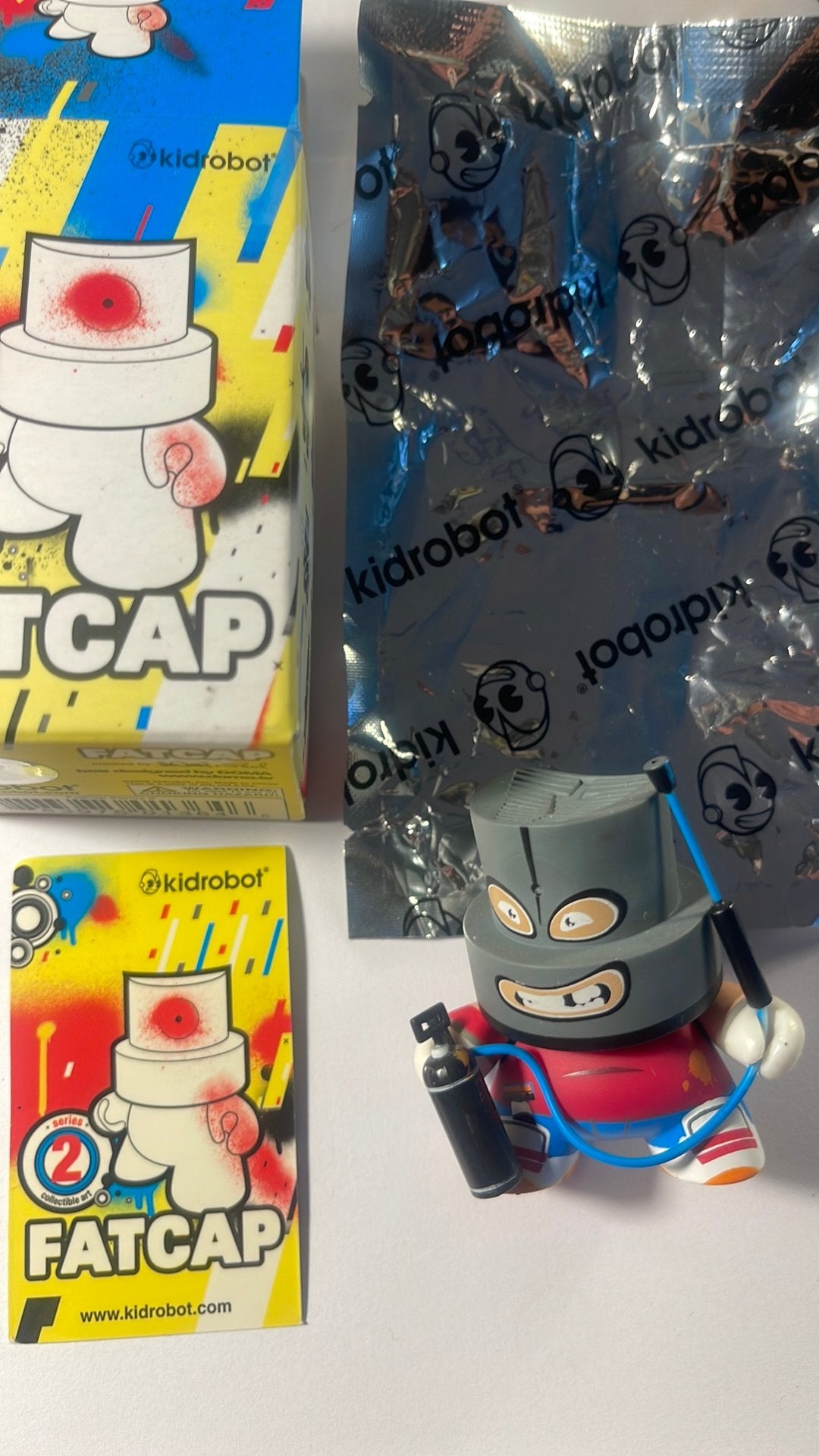Kidrobot Fatcap Series 2 artiest Tizieu., Verzamelen, Verzenden