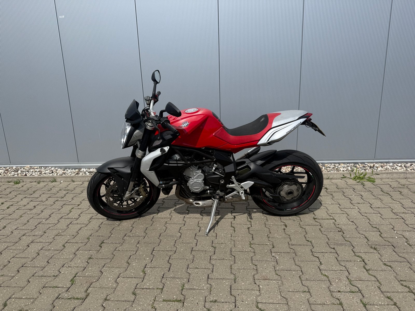 Brutale 675 in nieuwstaat, Motoren, Motoren | MV Agusta, 675 cc, 2 cilinders, Nieuw, Motorrijbewijs A