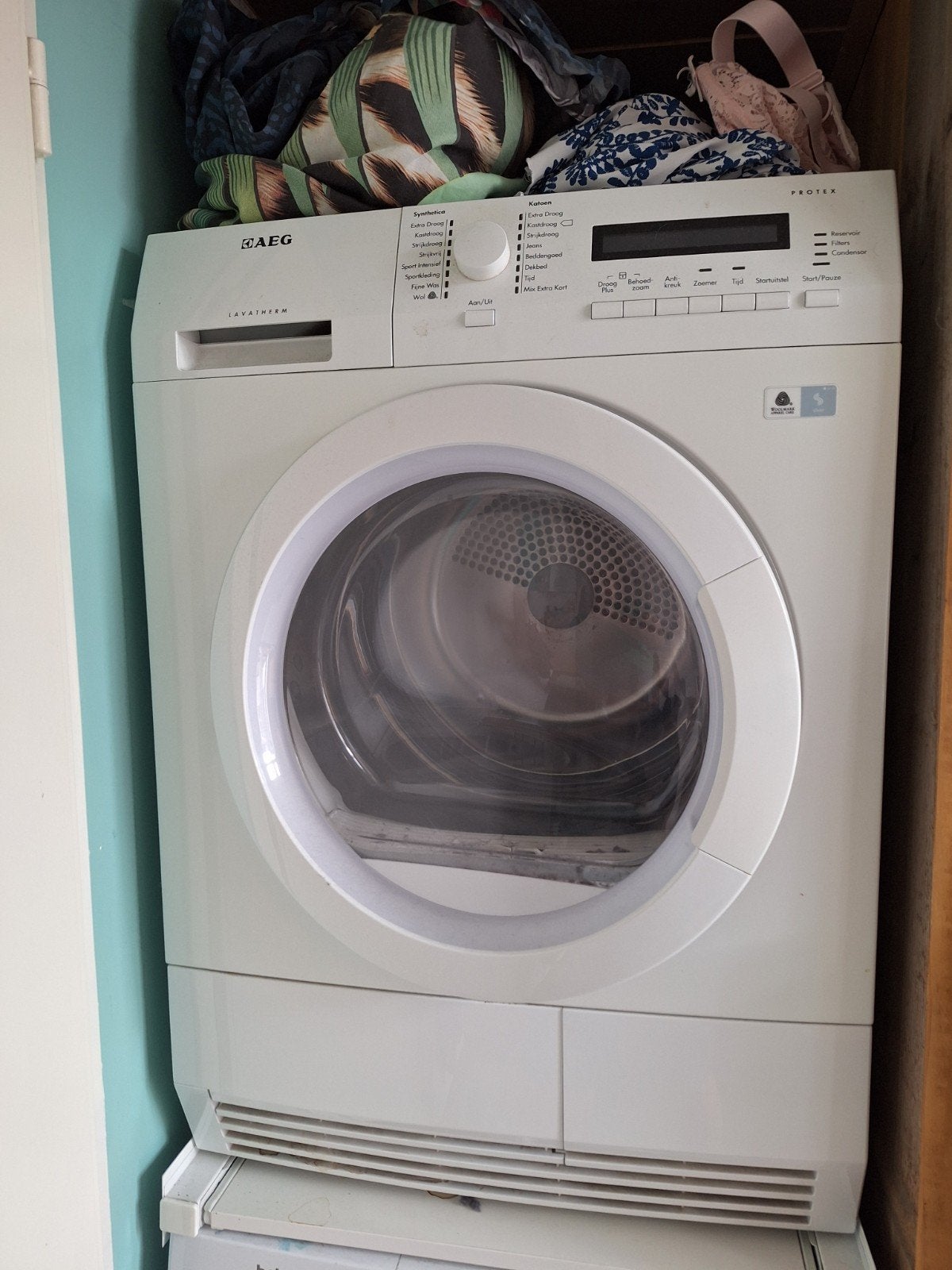 Gratis Aeg Lavatherm let op!!!, Ophalen, Anti-kreukfase, Voorlader, Niet werkend
