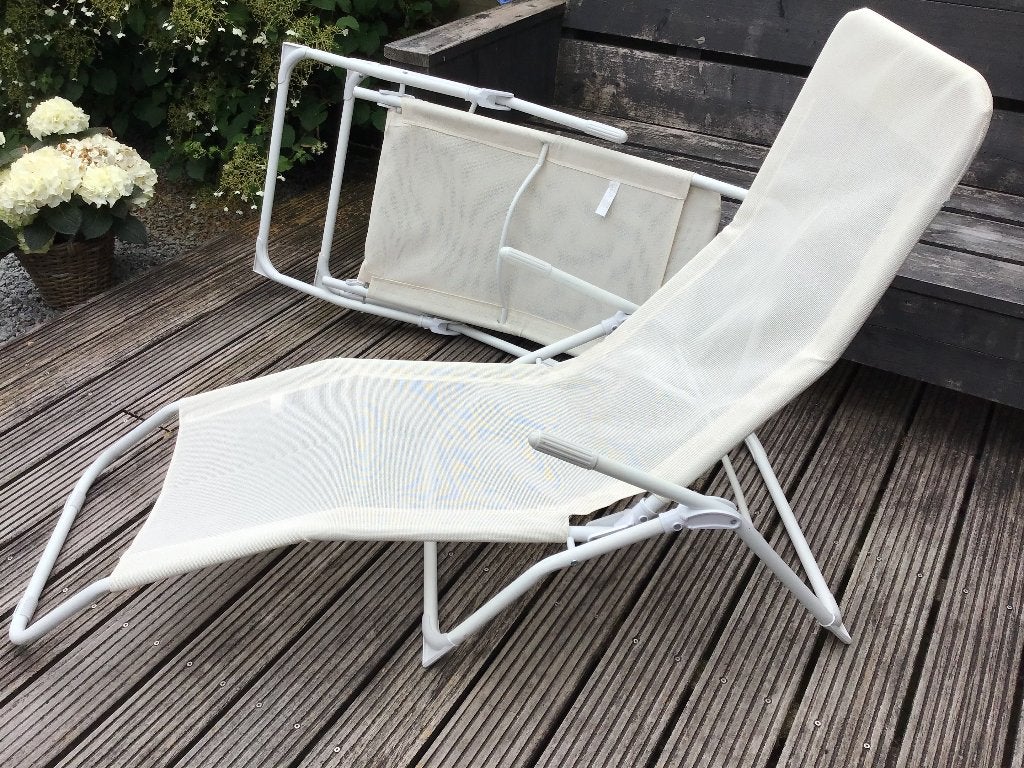 Ligbed en 2 ligstoelen, Ophalen, Zo goed als nieuw, Metaal, Inklapbaar