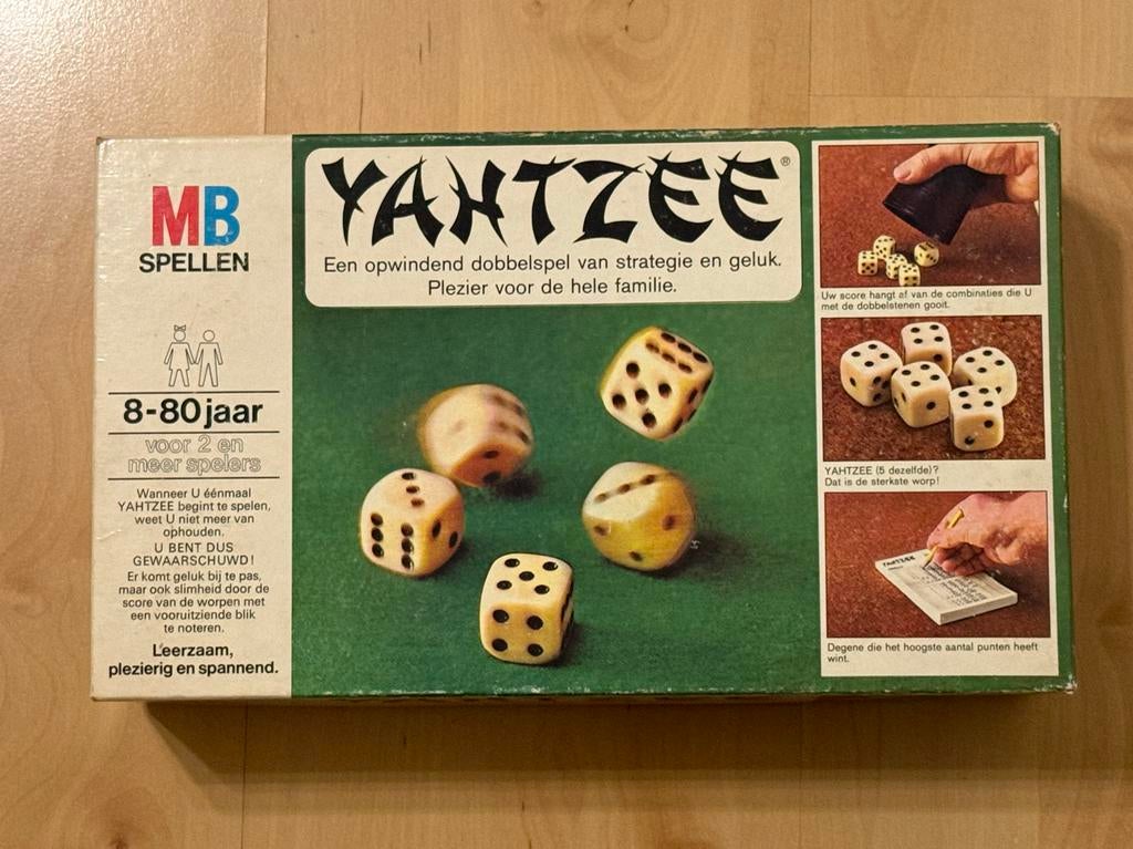 Yahtzee van MB origineel, Drie of vier spelers, Ophalen of Verzenden, Gebruikt