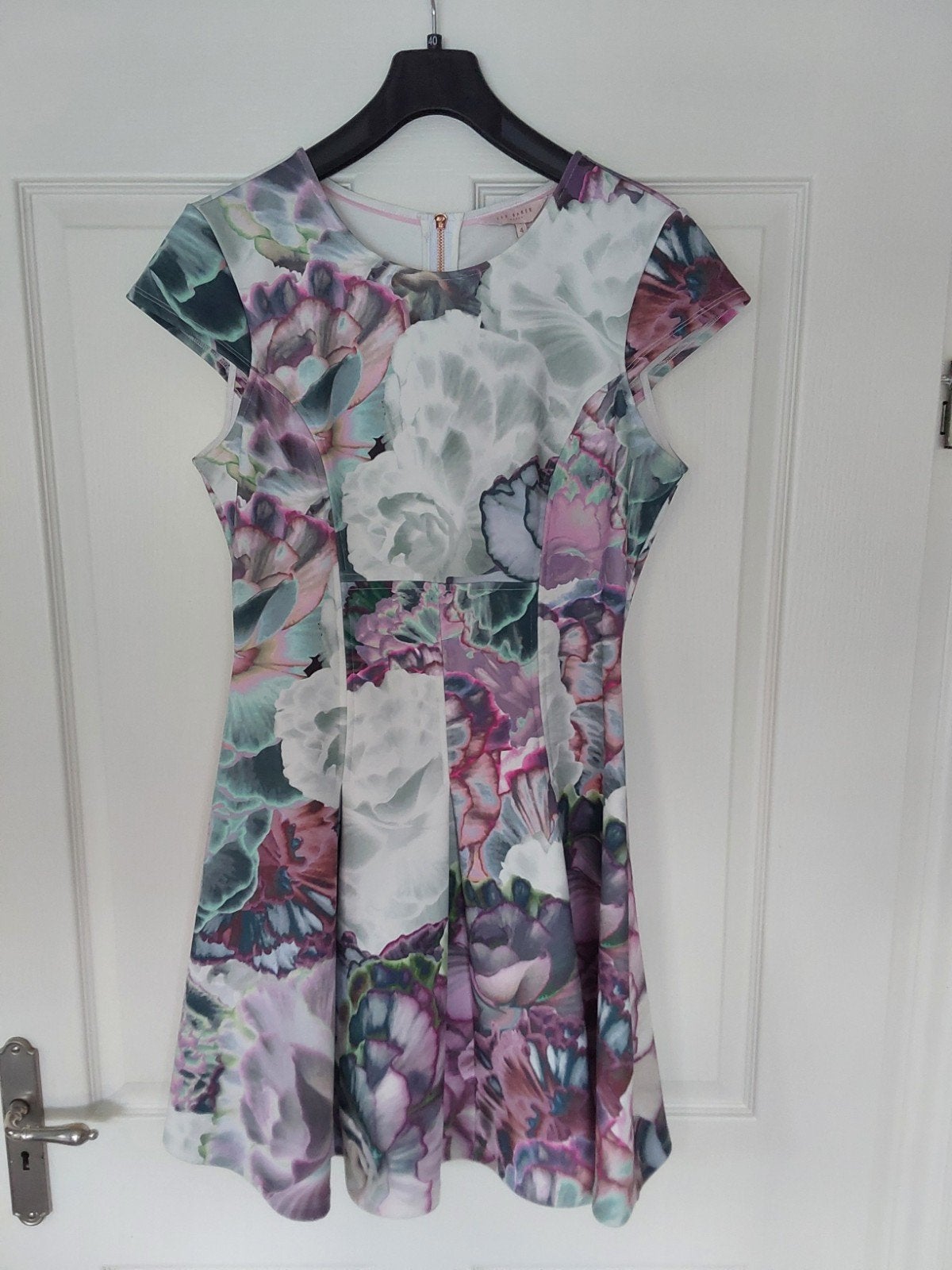 Mooi zomer jurkje merk TED BAKER LONDON, Ophalen of Verzenden, Zo goed als nieuw, Boven de knie