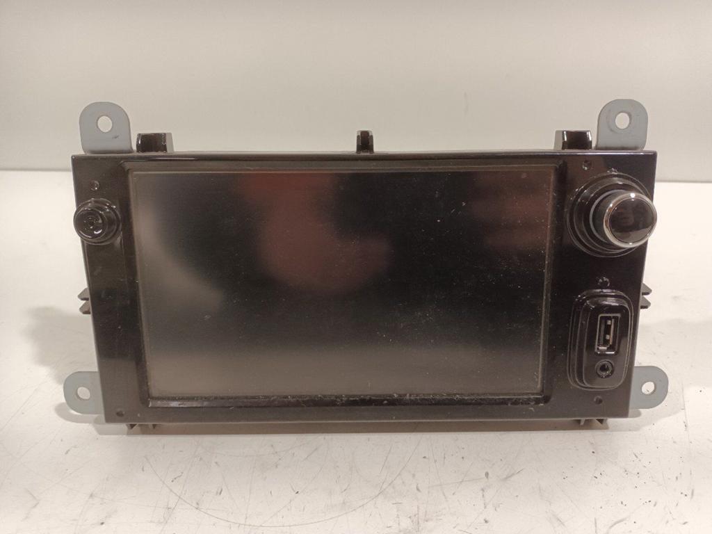 Navigatiesysteem Renault Clio, Onderdelen@venauto.nl, Van der Ven Autorecycling B.V., Gebruikt, Ettenseweg 76, 4706 PB Roosendaal, The Netherlands