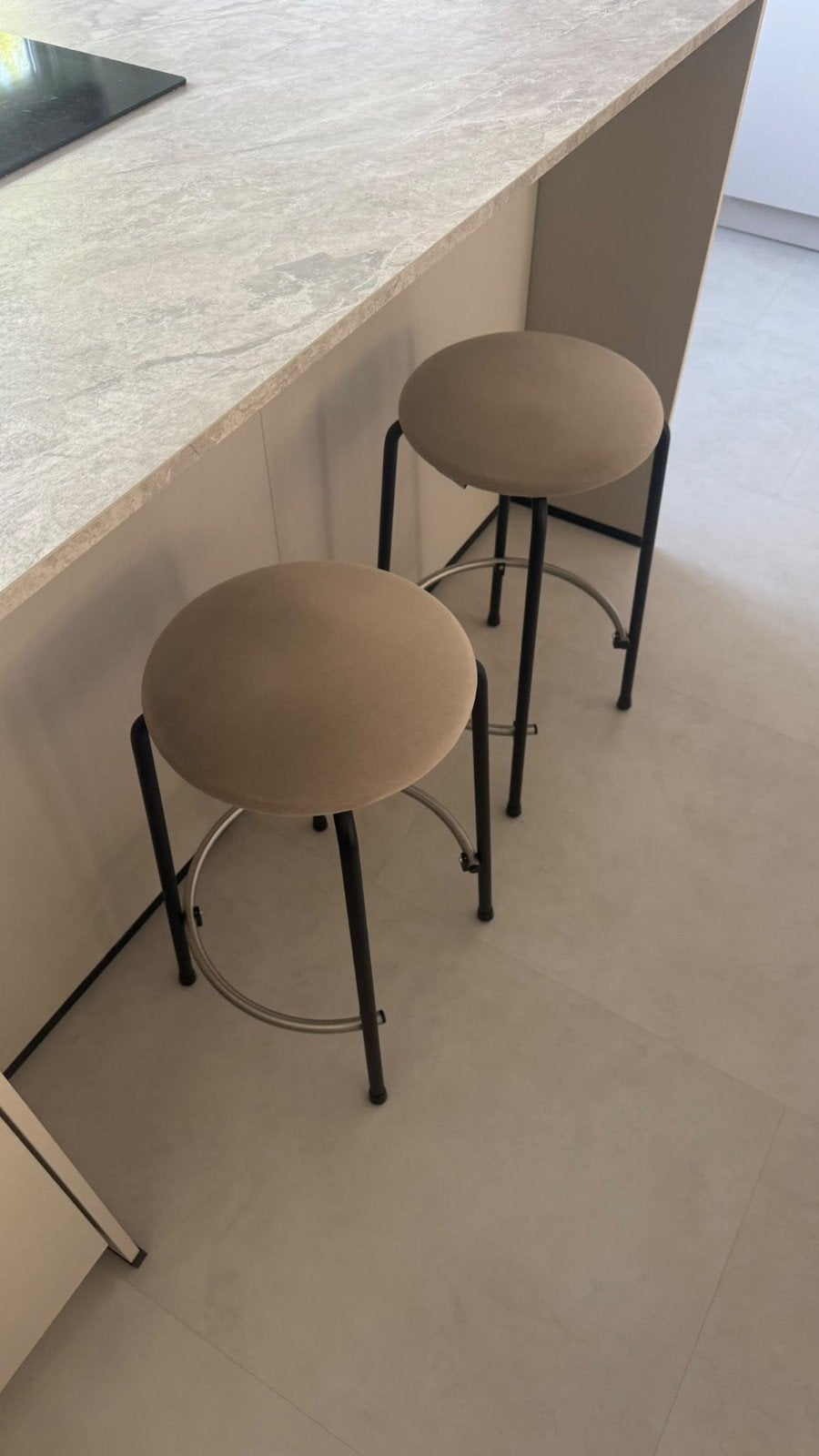 2 barkrukken van Sluis Design, 65cm, Ophalen, Met voetsteun, 60 tot 90 cm, Zo goed als nieuw