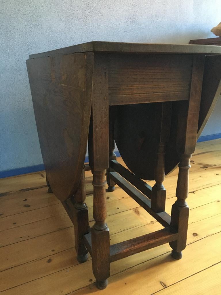 uitklapbare tafel / gateleg table, Ophalen