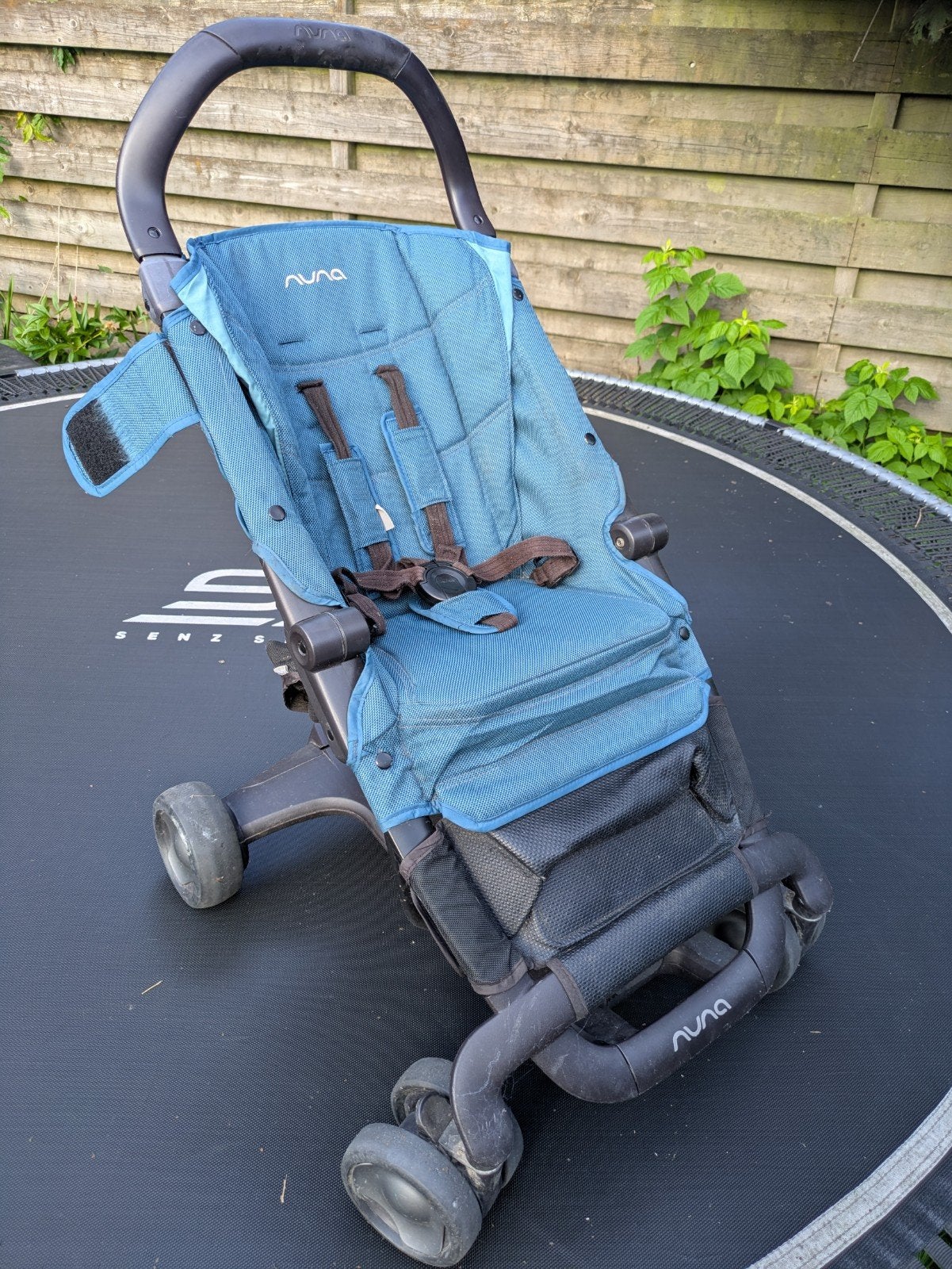 Nuna Pepp buggy Petrol - Goed gebruikt, Ophalen, Gebruikt, Overige merken, Verstelbare duwstang