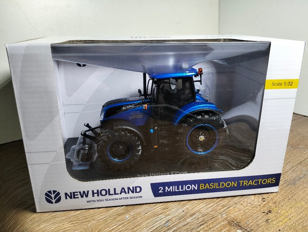 Te koop UH New Holland T7.225 Basildon ., Ophalen of Verzenden, Nieuw, Tractor of Landbouw, Universal Hobbies