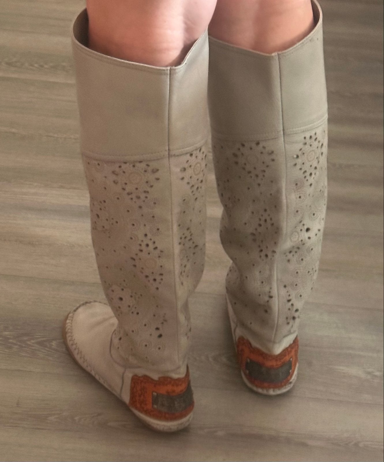 Karma of charme Ibiza laarzen maat 39, Kleding | Dames, Schoenen, Ophalen of Verzenden, Gedragen, Beige, Hoge laarzen