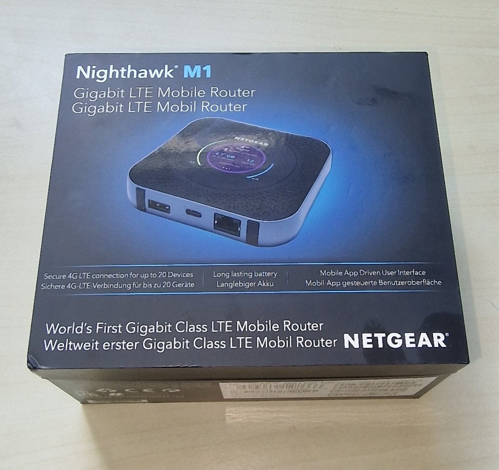 Netgear M1 mobiele 4G router, Computers en Software, Routers en Modems, Ophalen of Verzenden, Gebruikt, Router met modem, NETGEAR