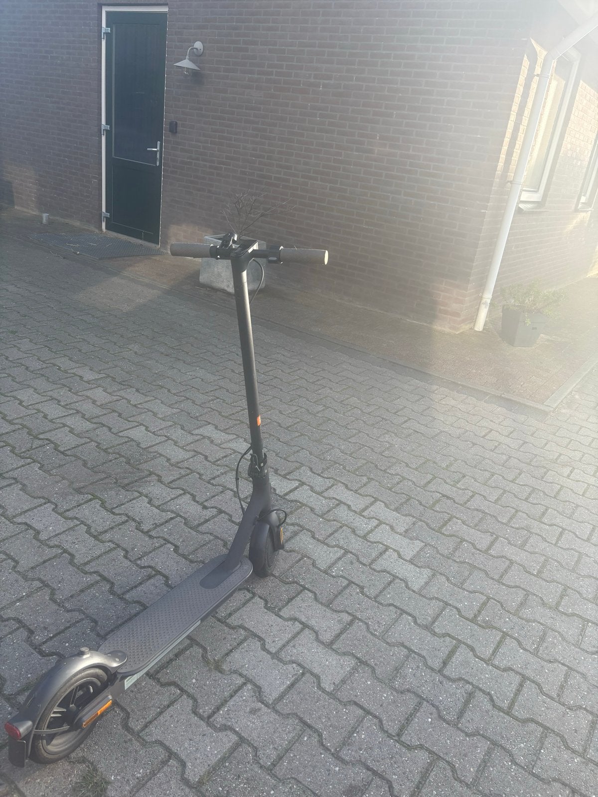 Xiaomi Mi Elektrische Step (E-scooter) - Zo goed als nieuw, Fietsen en Brommers, Steps, Ophalen, Zo goed als nieuw, Elektrische step (E-scooter)