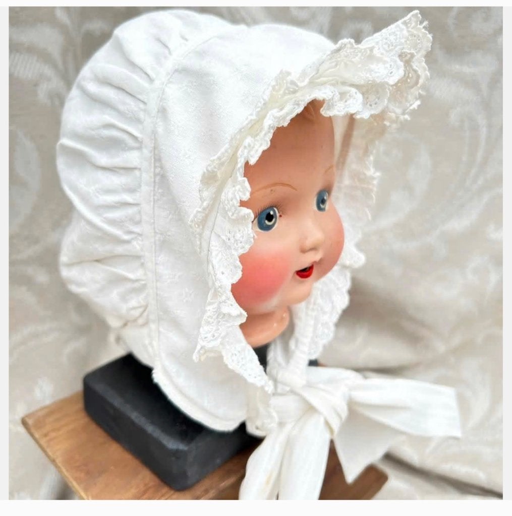 Antiek baby poppen beren kinder mutsje jaren ‘50, Antiek en Kunst, Antiek | Kleding en Accessoires, Ophalen of Verzenden