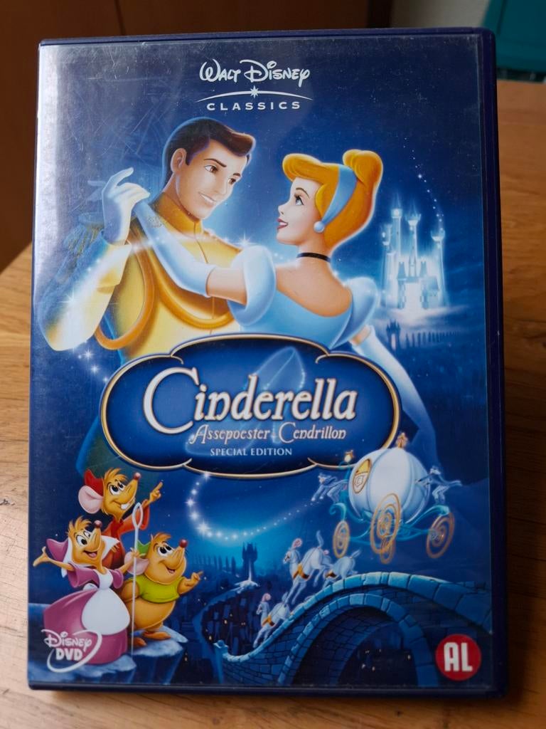Cinderella, Tekenfilm, Boxset, Ophalen of Verzenden, Zo goed als nieuw