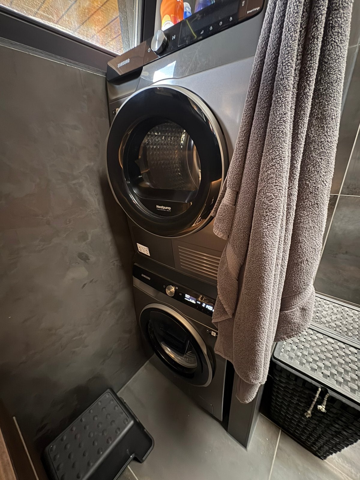 Samsung was- droogcombinatie, Ophalen, Zo goed als nieuw, 85 tot 90 cm, 1200 tot 1600 toeren