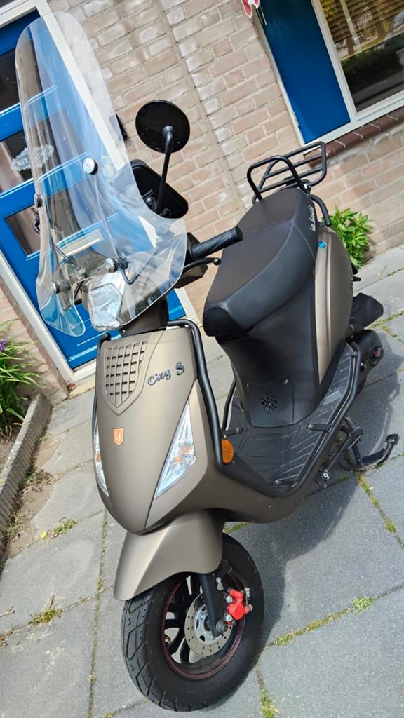 Scooter met garantie en 3 onderhoudsbeurten pakket!, Fietsen en Brommers, Snorfietsen en Snorscooters, Overige merken, Nieuw, Ophalen of Verzenden