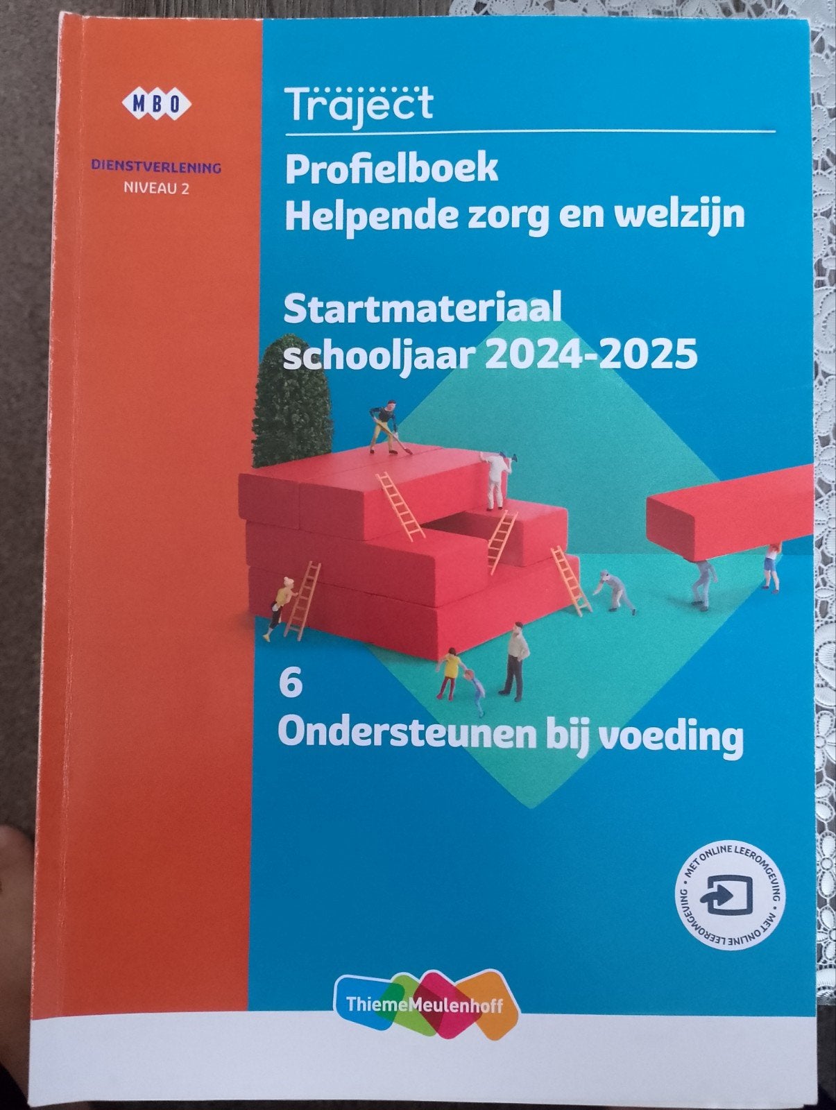 Boeken helpende zorg en welzijn mbo 2, Boeken, Schoolboeken, Ophalen, Nieuw, Overige niveaus