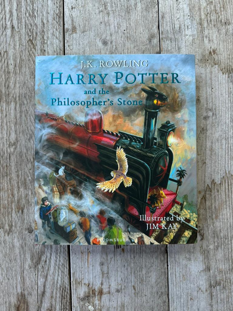 Harry Potter and the Philosopher’s Stone - Geïllustreerd, Boeken, Fantasy, Nieuw, Ophalen
