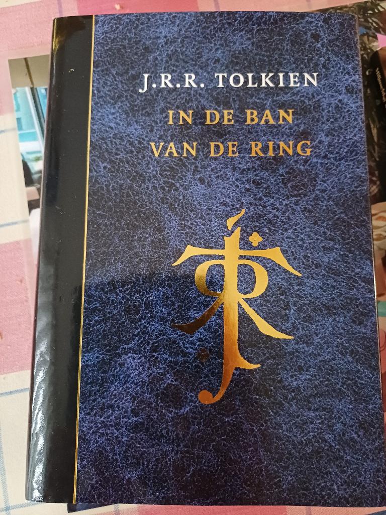 Tolkien In de ban van de ring Hardcover alle 6 delen in 1, Ophalen, Zo goed als nieuw, J.R.R. Tolkien