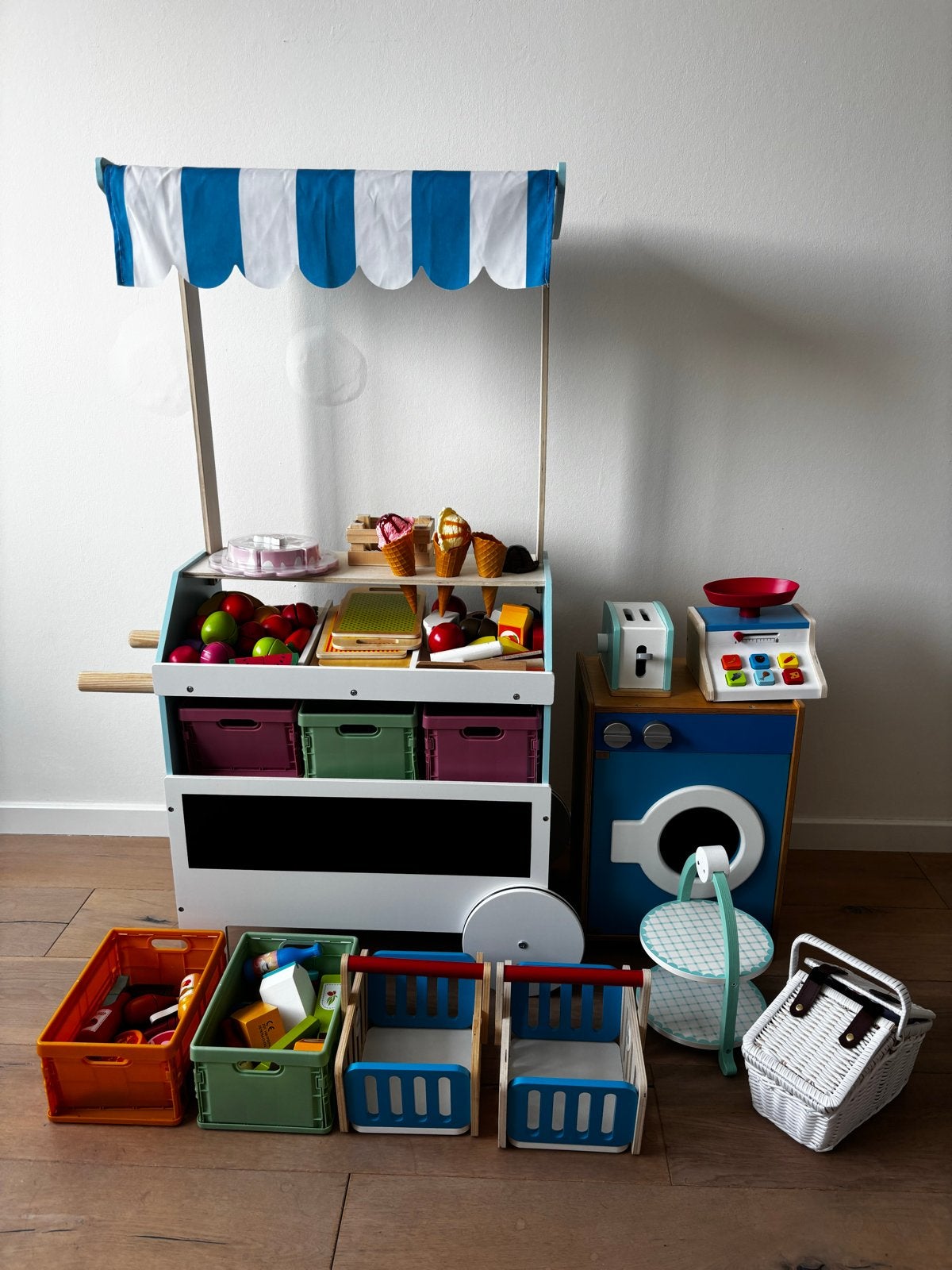 Nw! Grote speelgoedset: marktkraam, wasmachine, accessoires, Ophalen, Nieuw, Jongen of Meisje