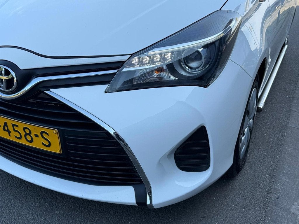 Toyota Yaris 1.0 VVT-i Aspiration/Navi/camera/Cruise/bleutoo, Auto's, Euro 6, Origineel Nederlands, Handgeschakeld, 3 cilinders