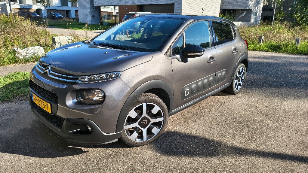 Citroën C3 1.2 Puretech 110pk S&S 2018 Zwart, Auto's, Voorwielaandrijving, Zwart, 1199 cc, 49 €/maand
