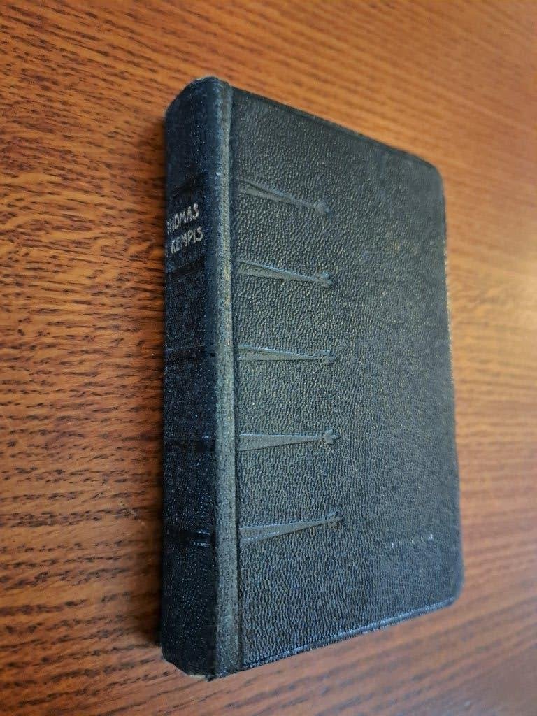 De Navolging van Christus – Thomas à Kempis – 1938, Ophalen of Verzenden, Gelezen, Christendom | Katholiek