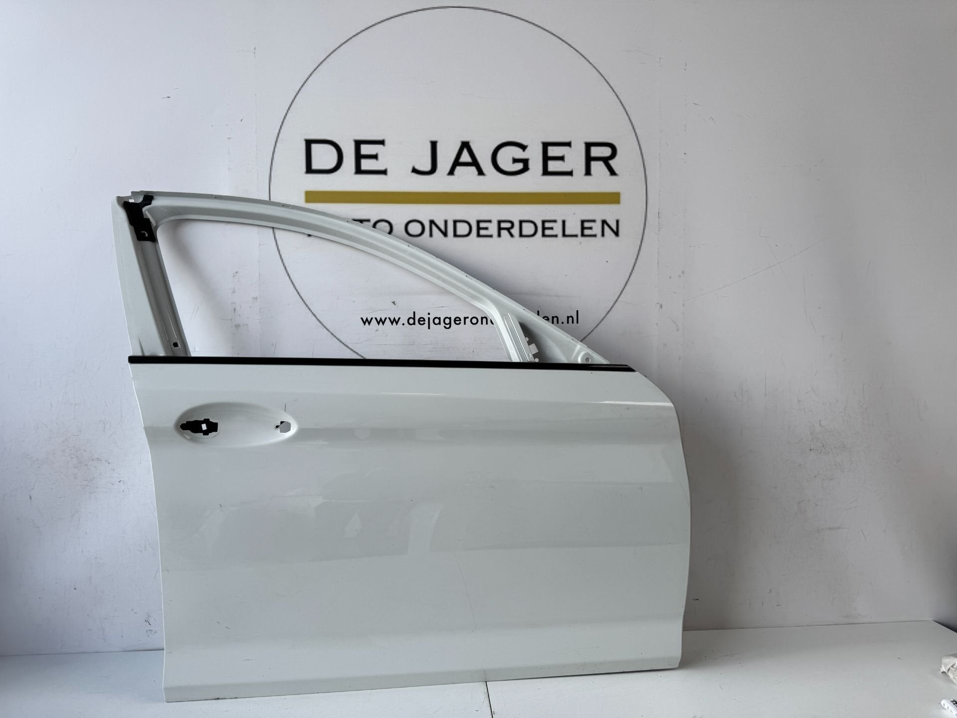 BMW 5 SERIE G30 G31 DEUR PORTIER RECHTS VOOR 2016-, Petuelring 130
80788  Munich, DE, Gebruikt, Deur, Info@bmw.de