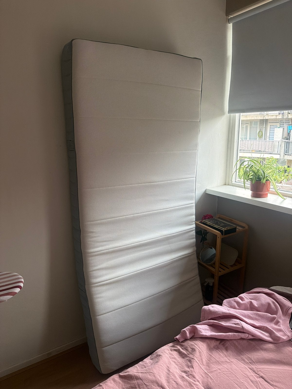 IKEA Vesteröy matras - Zo goed als nieuw, Ophalen, 90 cm, Eenpersoons, Zo goed als nieuw