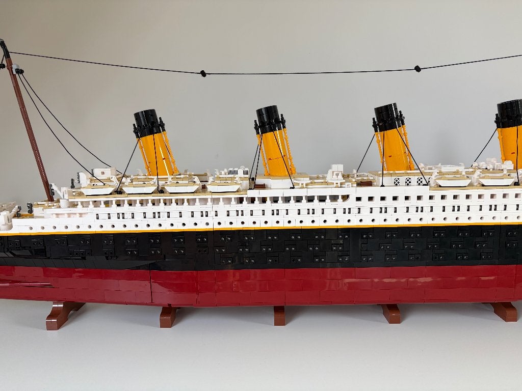 Foto 9 van Titanic Model bouwblokken 9090 stuks