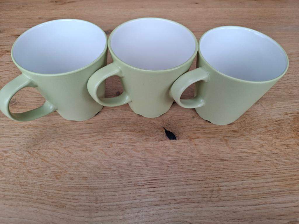 IKEA mokken lichtgroen 15199, Huis en Inrichting, Keuken | Servies, Gebruikt, Ophalen of Verzenden, Overige stijlen, Kop(pen) en/of Schotel(s)