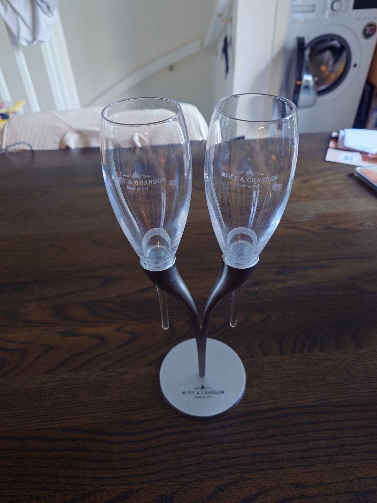 Moët & Chandon Champagne Glazen + Houder, Ophalen of Verzenden, Zo goed als nieuw, Modern, Glas