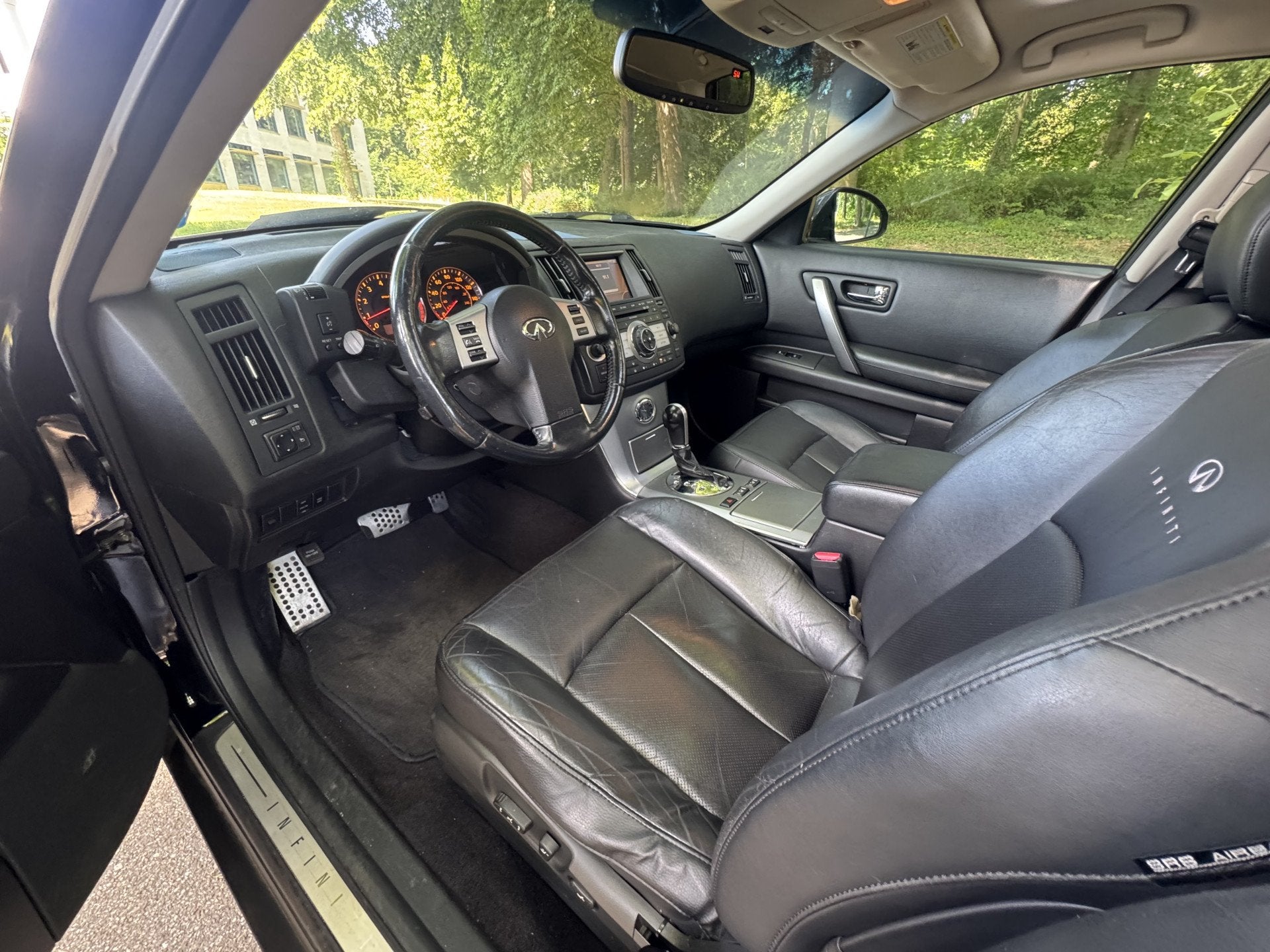 Infiniti FX 35 V6 AUT '07, MOOI EN GOED (bj 2007, automaat), Auto's, Automaat, Stoelverwarming, Zwart, Leder