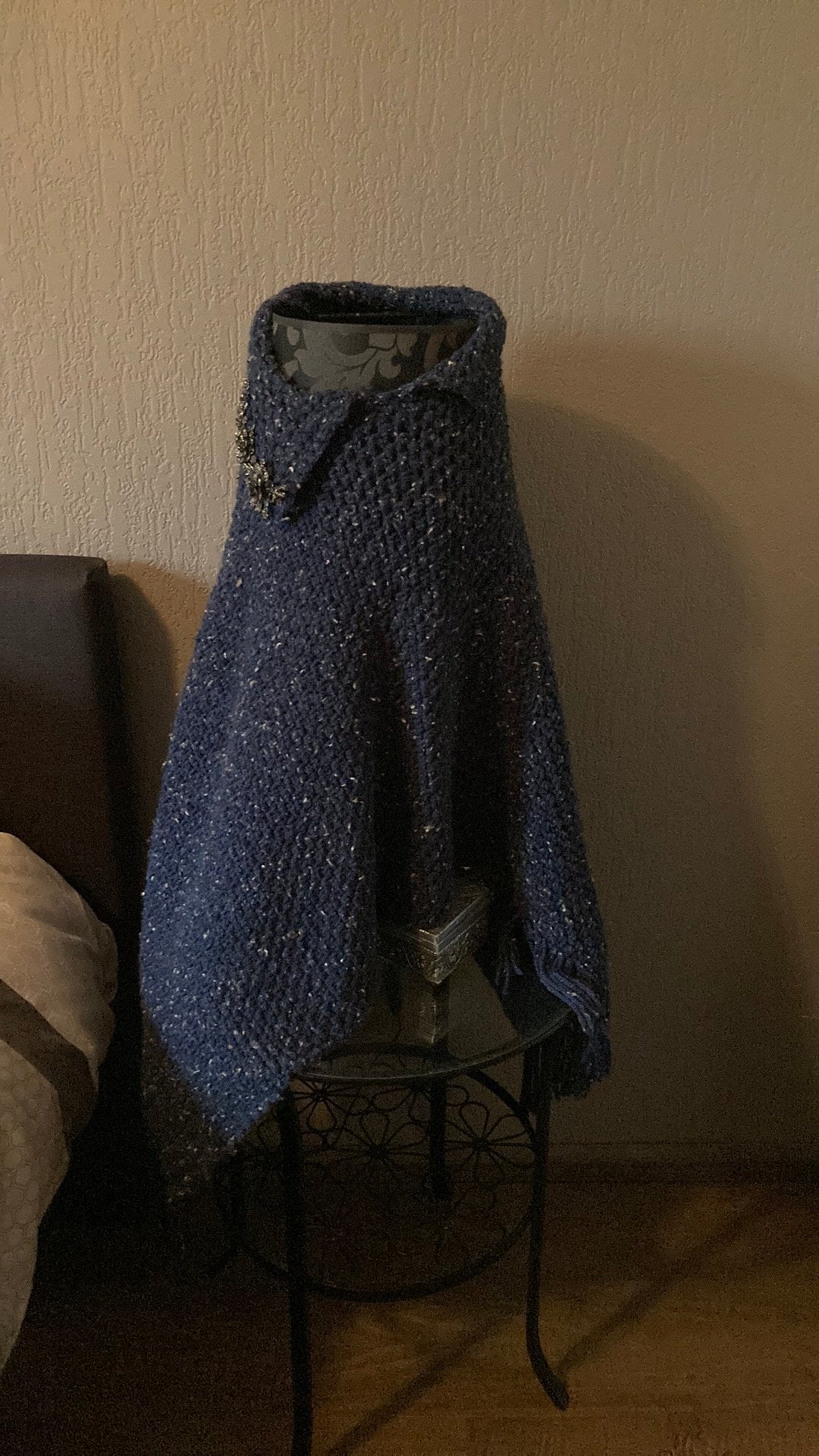 Gehaakte poncho, Kleding | Dames, Zelf gehaakt, Ophalen of Verzenden, Zo goed als nieuw, Sjaal
