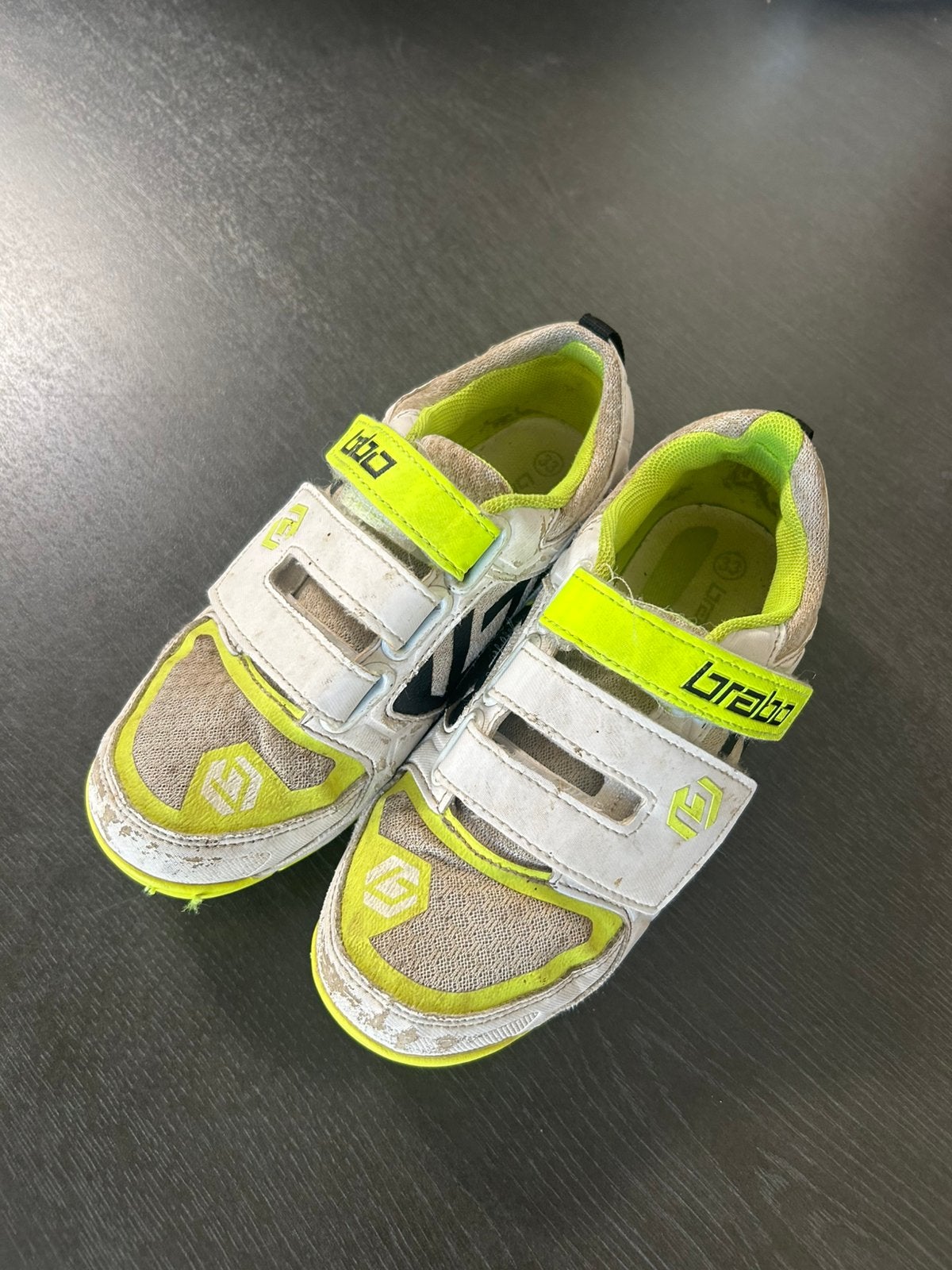 Hockey schoenen maat 33, Ophalen, Zo goed als nieuw, Schoenen