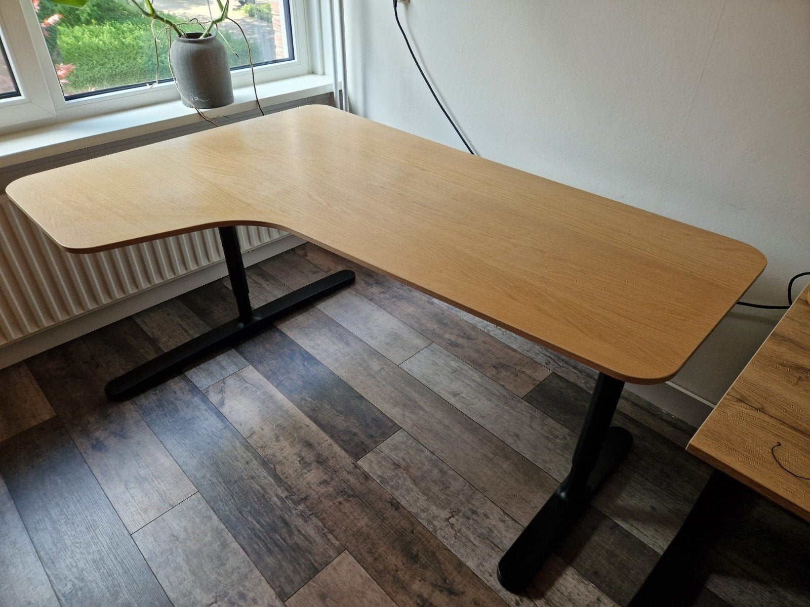 Bekant bureau ikea, Ophalen, 160 cm, Bruin, Zo goed als nieuw